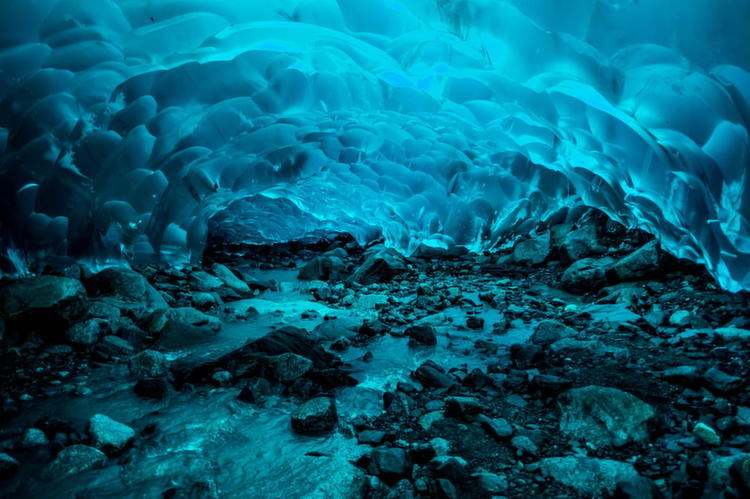 nature-mendenhall-cave