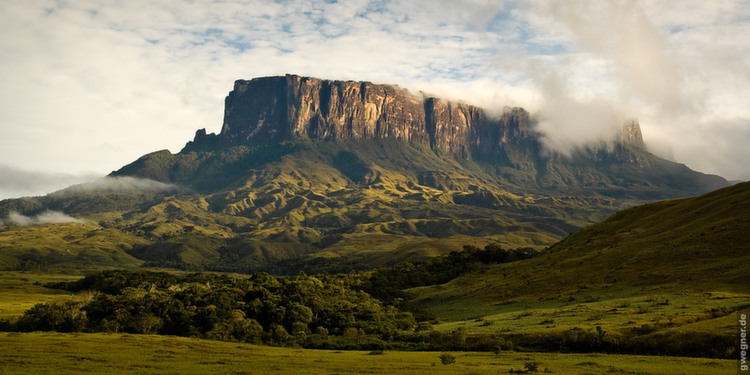 nature-roraima-far